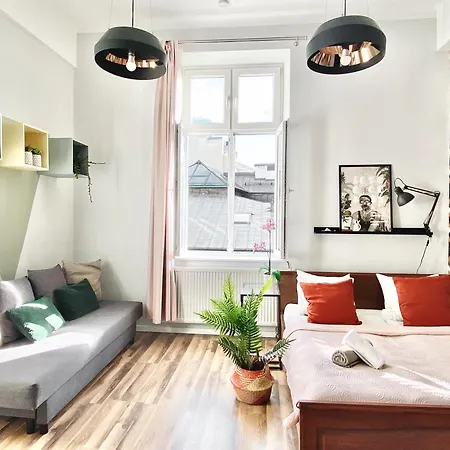 Green Apartments #Kazimierz, Building A Apartamento *