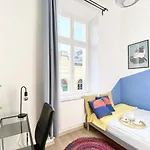 Green Apartments #Kazimierz, Building A Appartement Krakau
